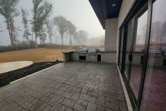 R68-outdoor-patio-with-built-in-grill